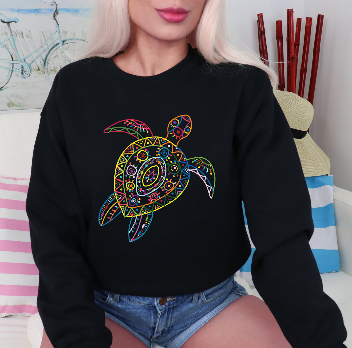 Sea Turtle Line Drawing Beach Bum Shirt | Black Sweatshirt